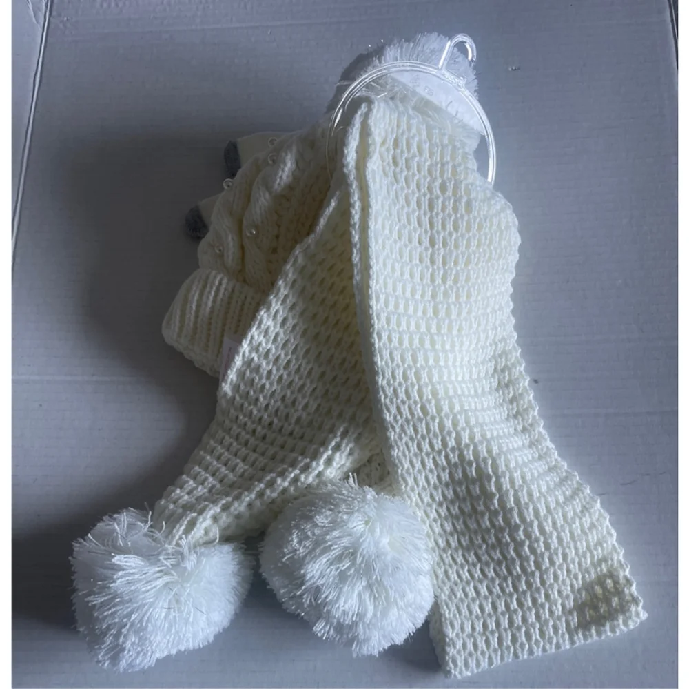 Girls’ Rainbow Sugar Gloves, Hat, and Scarf Set (One Size) - White